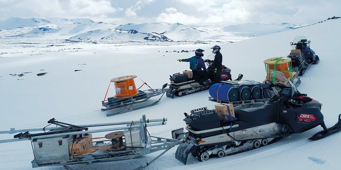 Forskere lager seismisk nettverk på islandske vulkaner med kabel fra LAPP Forskere lager seismisk nettverk på islandske vulkaner med kabel fra LAPP
