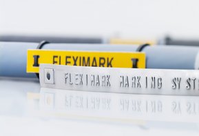 FLEXIMARK® merkesystem er et komplett system for merking av kabler, ledninger, slanger, rør og komponenter innen næringsmiddelindustrien.