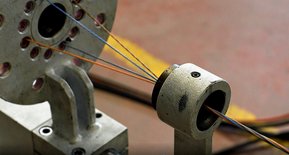 Vi produserer spesialkabel til dine spesifikasjoner. Vi produserer spesialkabel til dine spesifikasjoner.